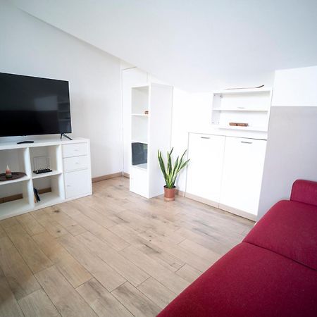 Flat With Terrace Close To Forum And Milanofiori Metro Assago Zewnętrze zdjęcie