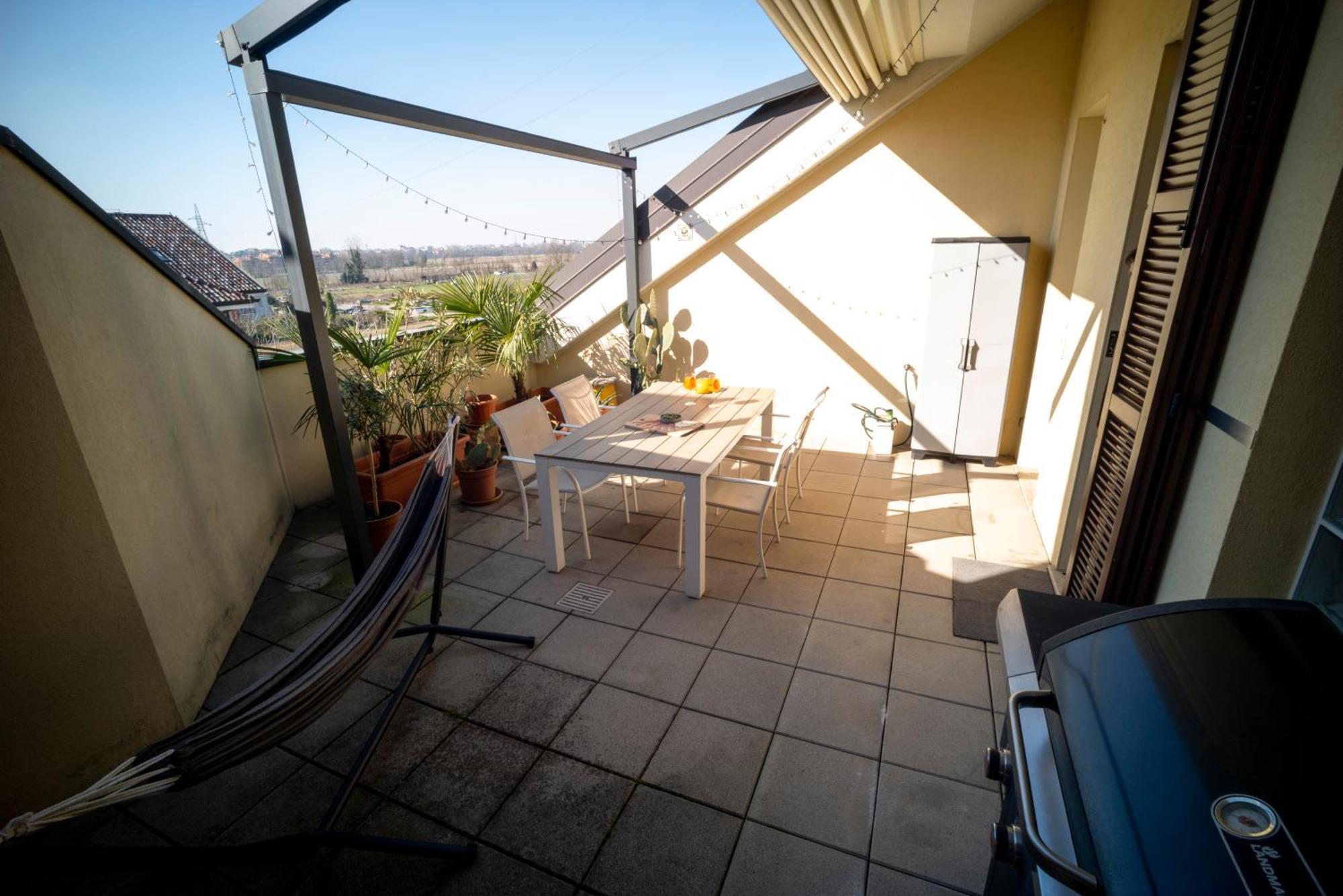 Flat With Terrace Close To Forum And Milanofiori Metro Assago Zewnętrze zdjęcie